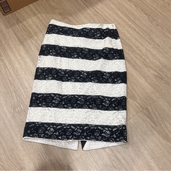 The Limited Black and White Striped Lace Pencil Skirt - Picture 1 of 3